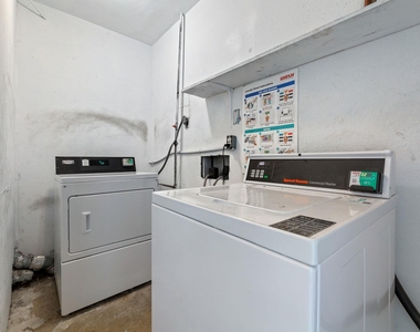 406 E 30th St - Photo Thumbnail 12