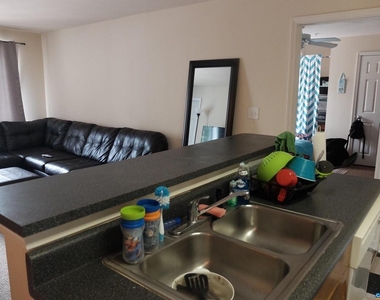 727 Denali Way - Photo Thumbnail 2