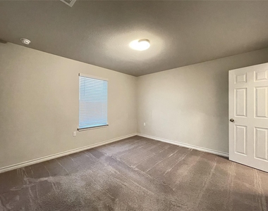 1603 Denesa Dr - Photo Thumbnail 21