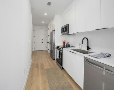 1701 Simond Ave - Photo Thumbnail 3