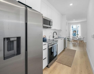 1701 Simond Ave - Photo Thumbnail 5