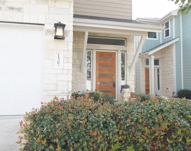 1507 Homespun Rd - Photo Thumbnail 2