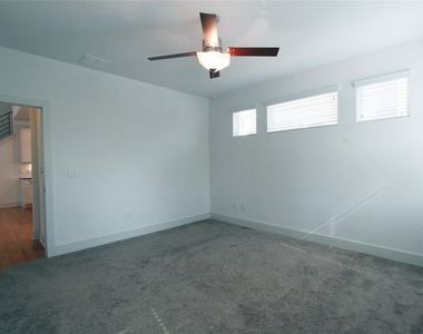 1507 Homespun Rd - Photo Thumbnail 16