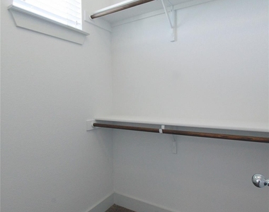 1507 Homespun Rd - Photo Thumbnail 27