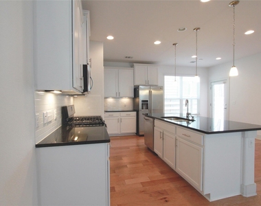 1507 Homespun Rd - Photo Thumbnail 10