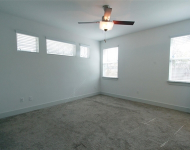 1507 Homespun Rd - Photo Thumbnail 14