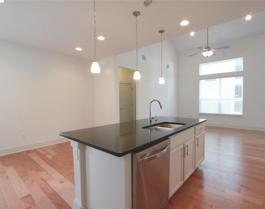 1507 Homespun Rd - Photo Thumbnail 11