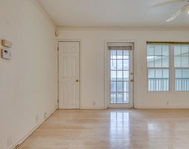 910 Duncan Ln - Photo Thumbnail 11