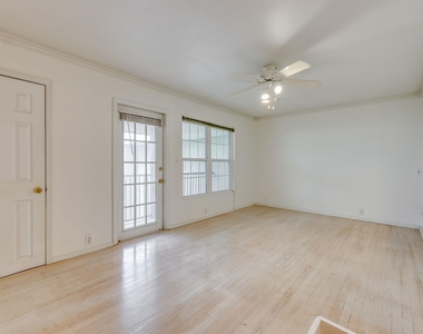 910 Duncan Ln - Photo Thumbnail 10