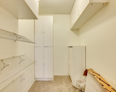 910 Duncan Ln - Photo Thumbnail 21
