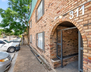 311 E 31st St - Photo Thumbnail 11