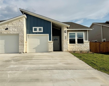 108 Zayd Ct - Photo Thumbnail 1