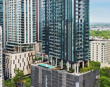 70 Rainey St - Photo Thumbnail 36