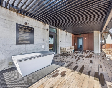 70 Rainey St - Photo Thumbnail 34