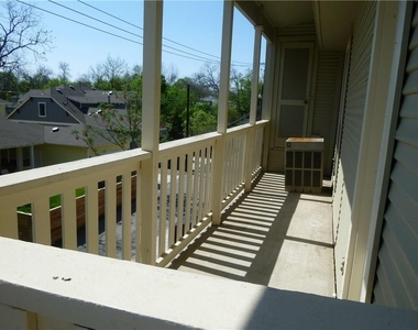 4401 Speedway - Photo Thumbnail 18