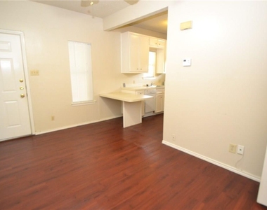 4401 Speedway - Photo Thumbnail 6