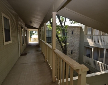 4401 Speedway - Photo Thumbnail 2