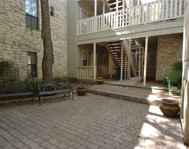 4401 Speedway - Photo Thumbnail 20