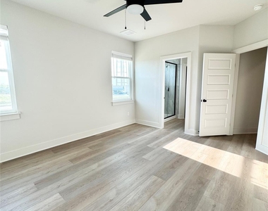 100 Zayd Ct - Photo Thumbnail 2
