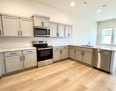 100 Zayd Ct - Photo Thumbnail 1