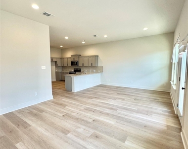 100 Zayd Ct - Photo Thumbnail 16