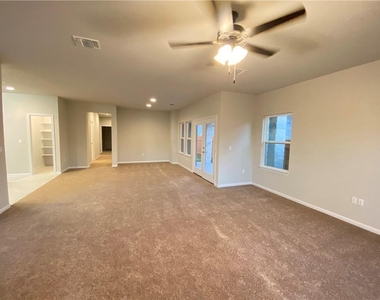 8409 Looksee Ln - Photo Thumbnail 7