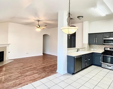 2409 Romeo Dr - Photo Thumbnail 4