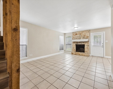 8329 Fathom Cir - Photo Thumbnail 3