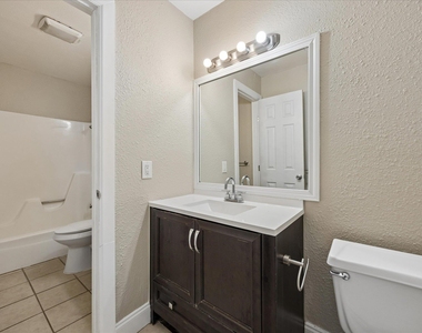 8329 Fathom Cir - Photo Thumbnail 17