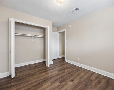 8329 Fathom Cir - Photo Thumbnail 21