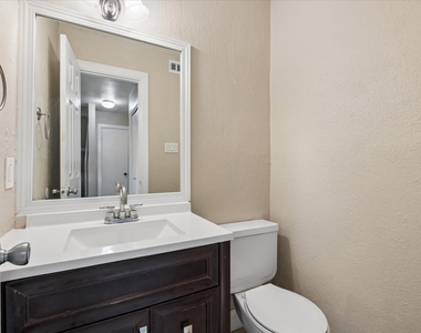 8329 Fathom Cir - Photo Thumbnail 13