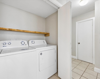 8329 Fathom Cir - Photo Thumbnail 26
