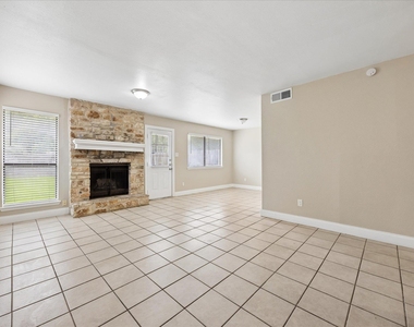 8329 Fathom Cir - Photo Thumbnail 4