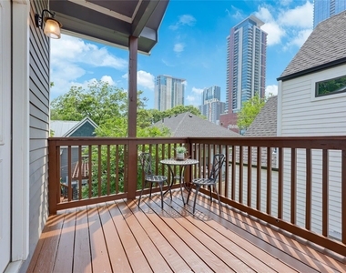 904 Willow St - Photo Thumbnail 23