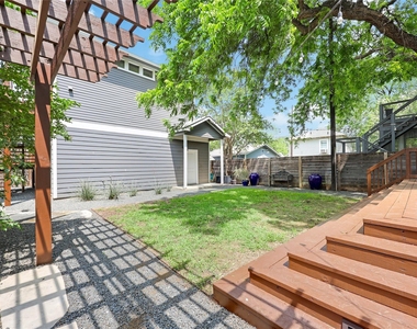 904 Willow St - Photo Thumbnail 30