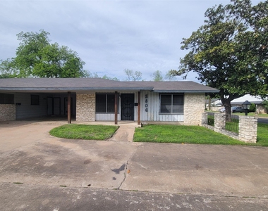 5806 Nassau Dr - Photo Thumbnail 19
