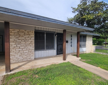 5806 Nassau Dr - Photo Thumbnail 21