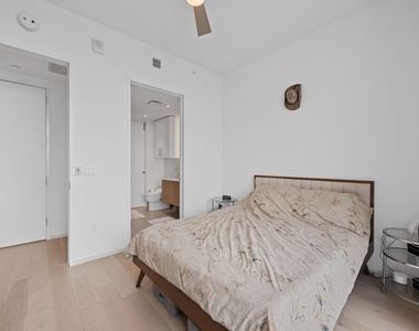 301 West Ave - Photo Thumbnail 17
