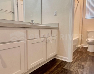 6181 Bucking Bronco Drive - Photo Thumbnail 21