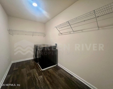6181 Bucking Bronco Drive - Photo Thumbnail 25