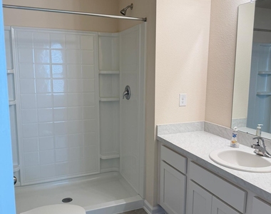 855 Centennial Street - Photo Thumbnail 5