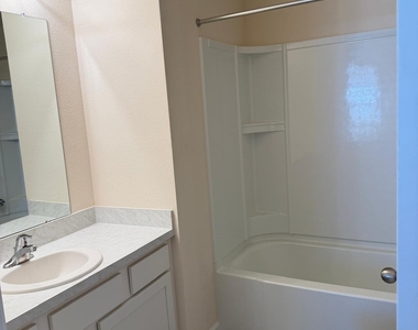 855 Centennial Street - Photo Thumbnail 6