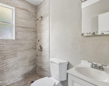 1104 W 29th Street - Photo Thumbnail 15