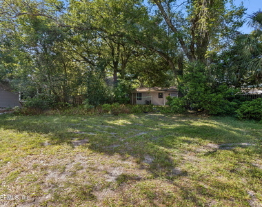 1104 W 29th Street - Photo Thumbnail 18