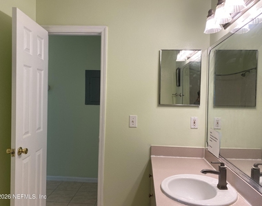 1655 The Greens Way - Photo Thumbnail 9