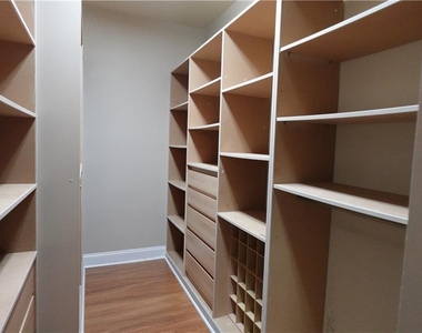 3462 Blanding Court - Photo Thumbnail 15