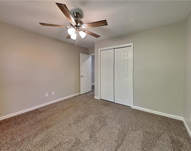 755 Abbington Lane - Photo Thumbnail 10