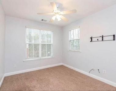 5999 Brookside Oak Circle - Photo Thumbnail 17