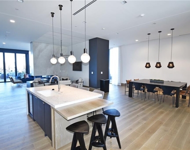 788 W Marietta St #1107 - Photo Thumbnail 17