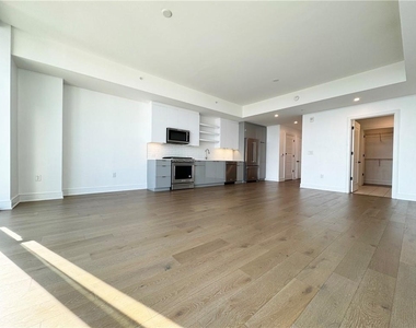 788 W Marietta St #1107 - Photo Thumbnail 7